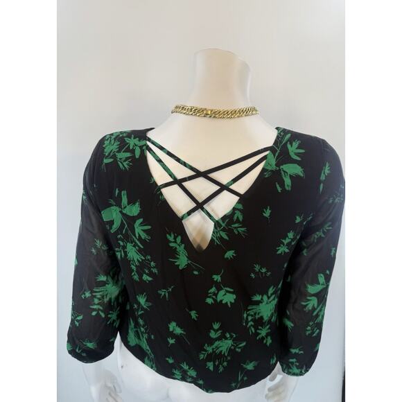 Torrid 0 10 top Blouse Black And Green NWT Casual Sheer Blouse Office - Picture 2 of 5